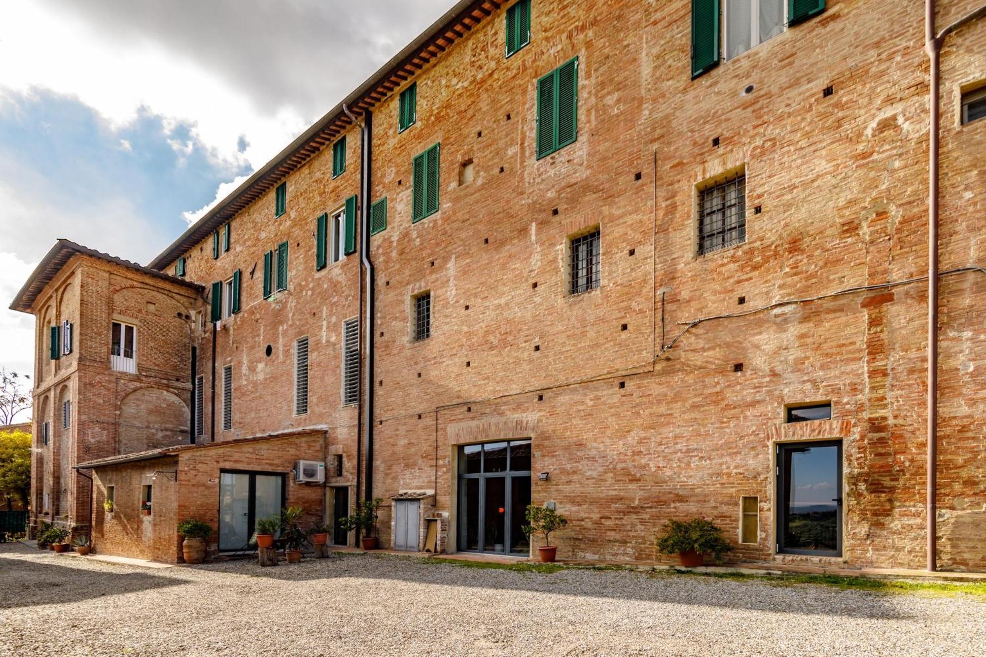 Porta Romana Elegant Apartments With Private Parking! Siena Exterior foto